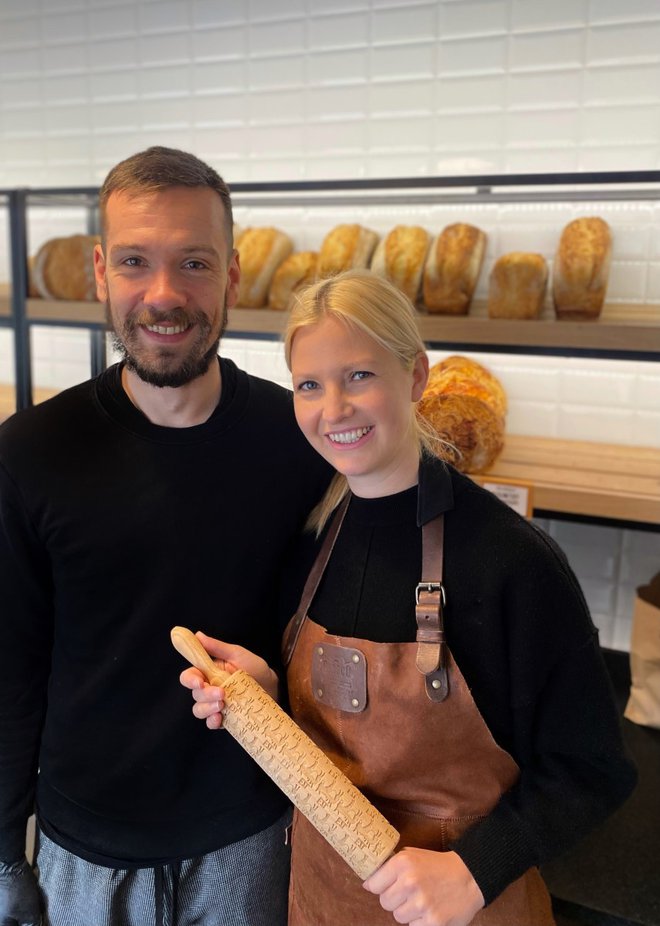 Mariborsko pekarno Ezl vodita zakonca Vidic, Žan in Nina.