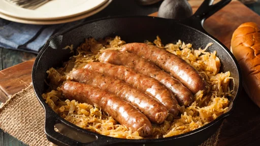 Roasted Beer Bratwurst with Saurkraut in a Pan