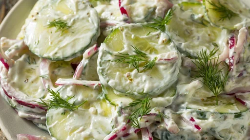 Homemade Greek Yogurt Cucumber Salad with Dill