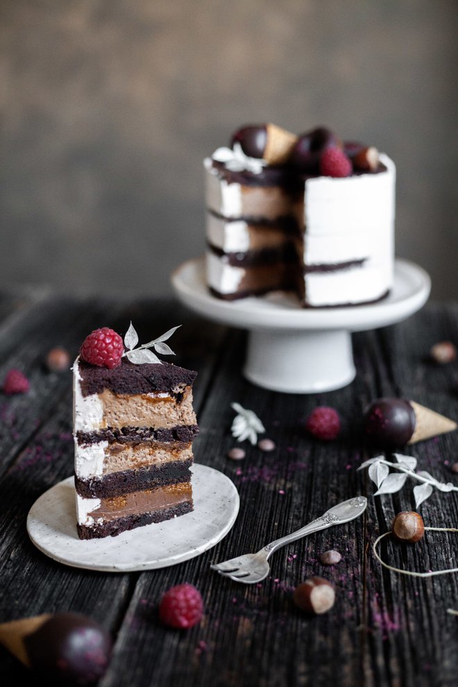 Krasna torta za posebne priložnosti (Foto: Lovro Rozina)