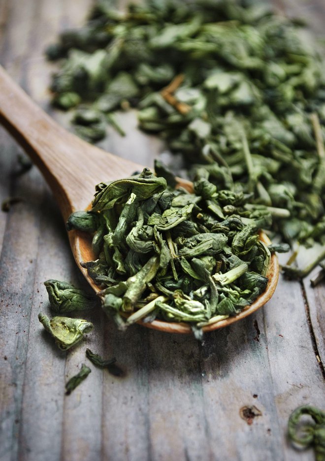 Zeleni čaj v lističih. Foto: Getty Images