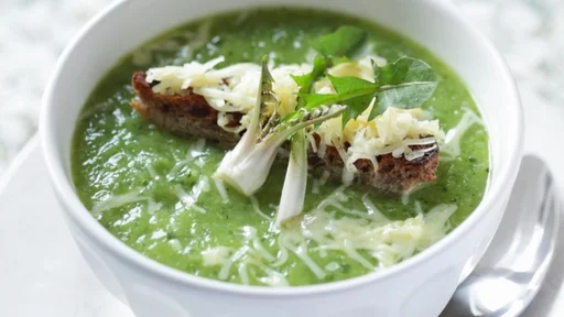Dandelion soup with cheese