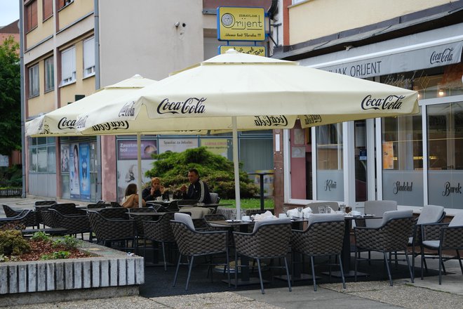 Lokal Zdravljak Orijent, po domače Pri Faruku (Foto: Špela Ankele)