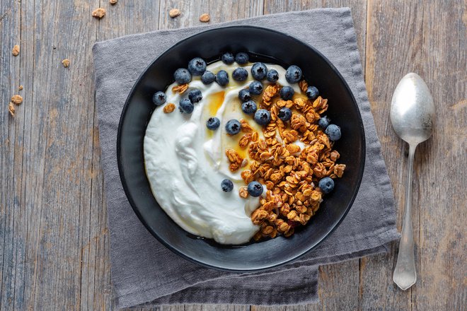 Tako smo grški jogurt jedli do zdaj .... FOTO: Nerudol/Getty Images