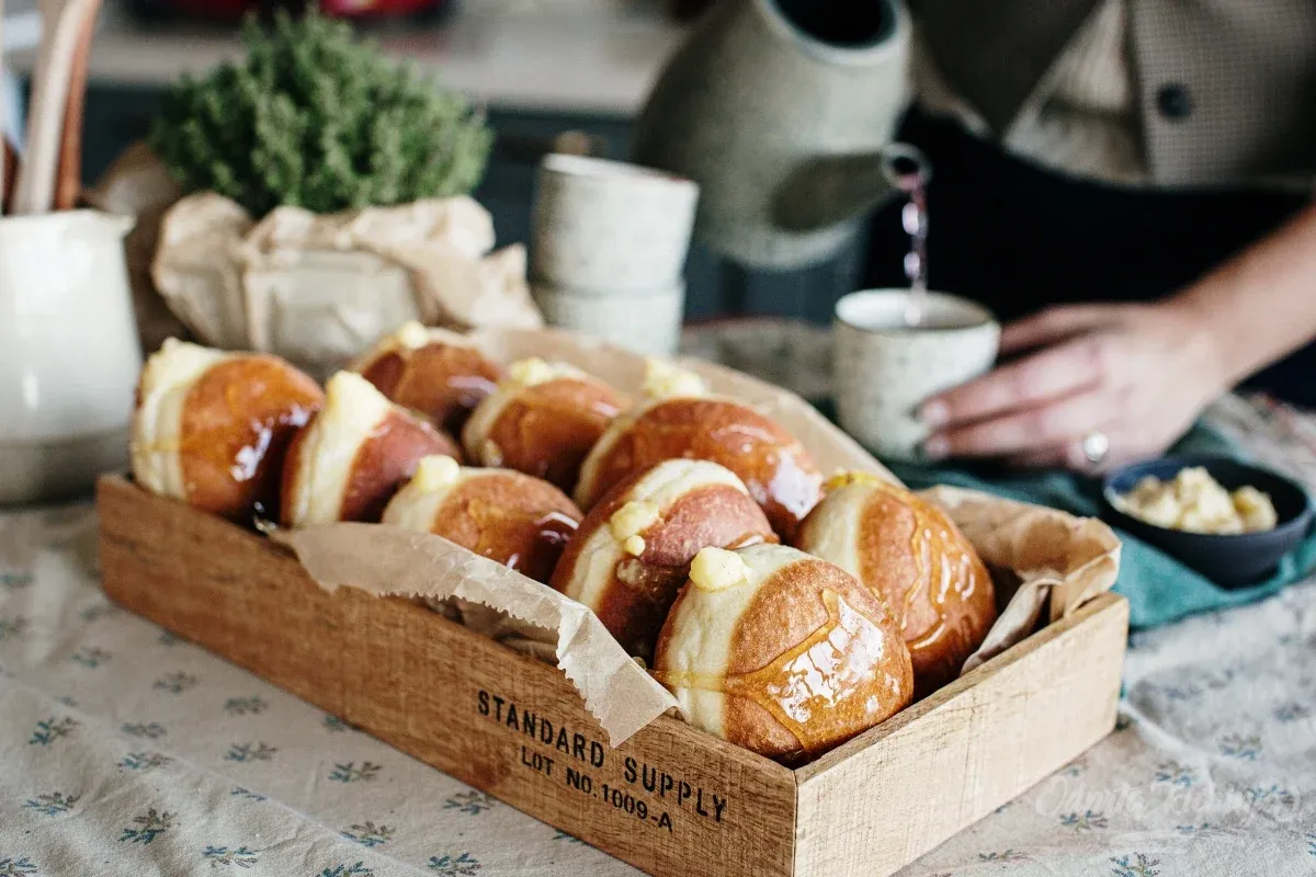 Krofi crème brûlée: za vas smo preskusili največji trend med krofi (Foto: Sonja Ravbar)