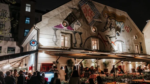 Ljubljančanka je nova pridobitev Knafljevega prehoda. (Foto: Rene Knapič)