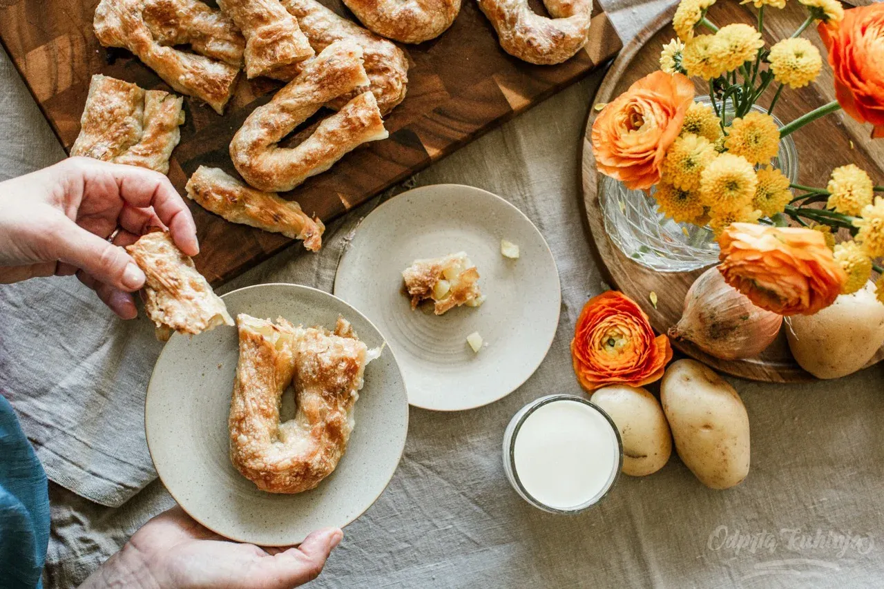 Krompirjeva pita ali krompiruša (Foto: Sonja Ravbar)