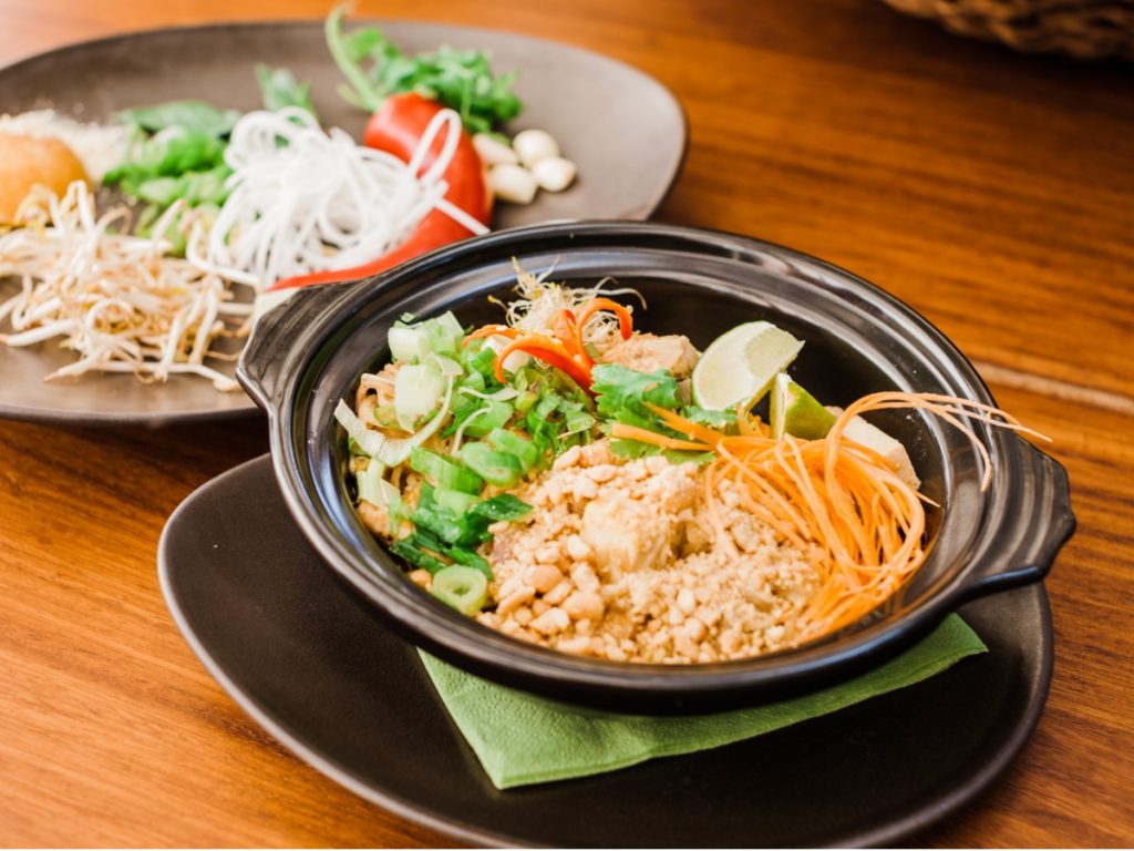 Odprtakuhinja-pad-thai-shambala-4