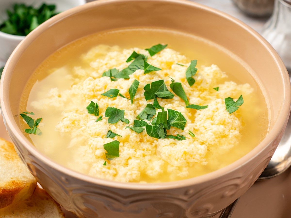 una buona zuppa di uova all’italiana pronta in 10 minuti